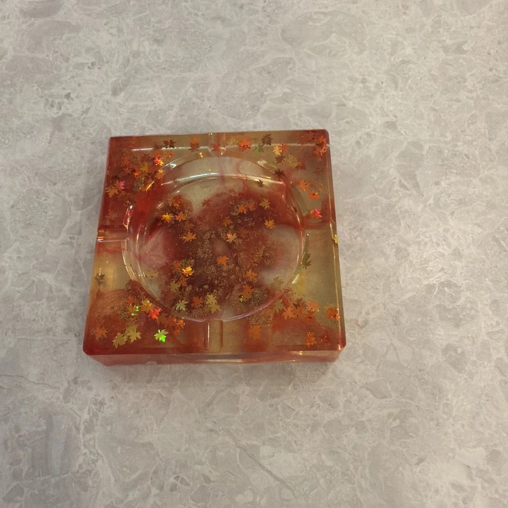 Epoxy Resin Ashtray Autumn Leaves With Glitter